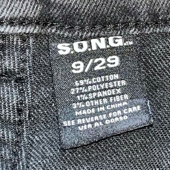 S.O.N.G. Women’s Size 29 Timeless Fit Straight Leg Mom Jeans Black Denim Ripped - Picture 4 of 8